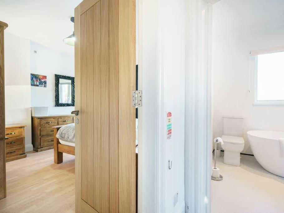 Friars Bush House Belfast - Stunning 4 Bedroom Detached House In Exclusive Queens Quarter Luxury Belfast City Centre מראה חיצוני תמונה