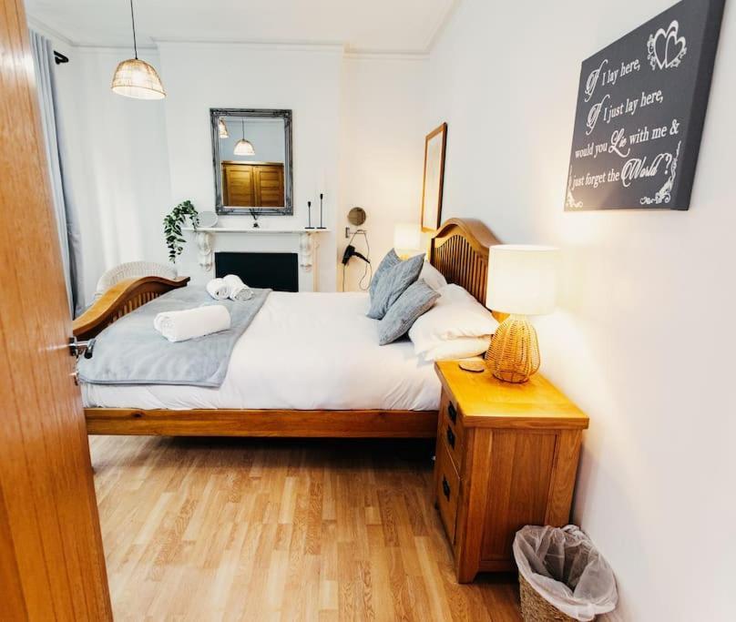 Friars Bush House Belfast - Stunning 4 Bedroom Detached House In Exclusive Queens Quarter Luxury Belfast City Centre מראה חיצוני תמונה